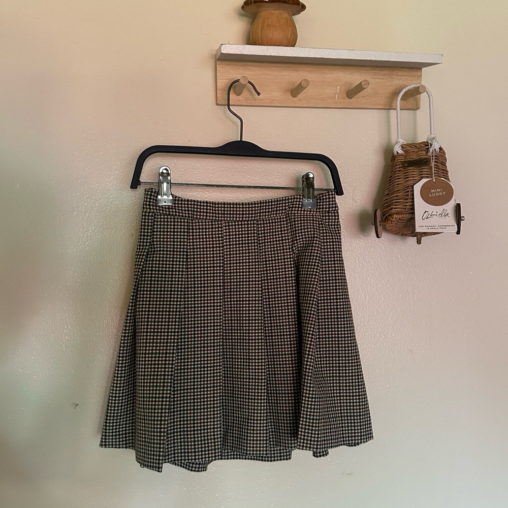 Classic Brown Houndstooth Skirt